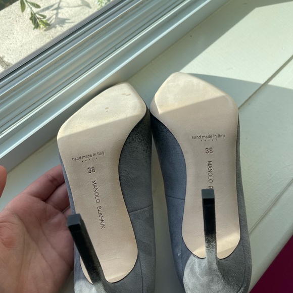 COPY - Great condition Manolo Blahnik heel - Picture 3 of 10